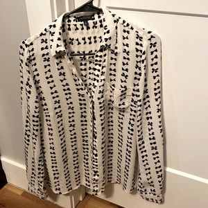 Women’s dress shirt